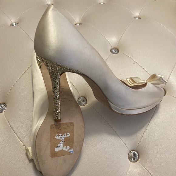 NEW Kate Spade Felisha Ivory Satin Glitter Heel Open Toe Heels Size 10.5B - Picture 15 of 16